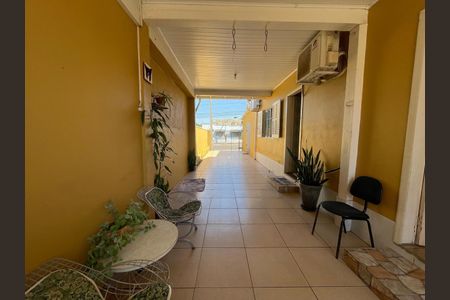 Casa à venda com 80m², 2 quartos e 3 vagas
