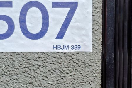 Apartamento à venda com 43m², 2 quartos e sem vaga Apartamento à venda com 43m², 2 quartos e sem vagaHBJM-339