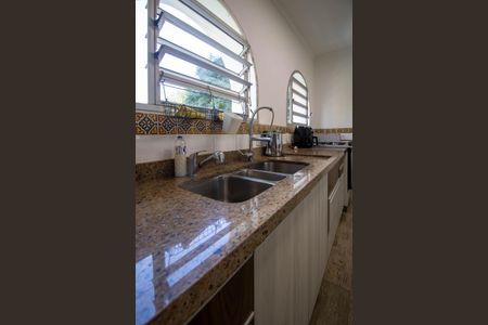 Apartamento à venda com 135m², 3 quartos e 2 vagas Apartamento à venda com 135m², 3 quartos e 2 vagasCozinha