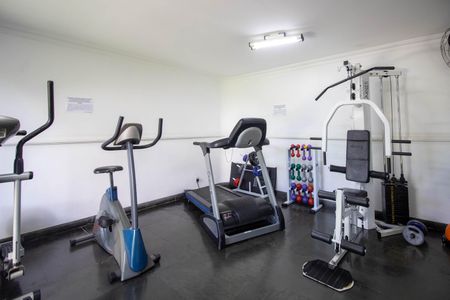 Apartamento à venda com 135m², 3 quartos e 2 vagas Apartamento à venda com 135m², 3 quartos e 2 vagasAcademia