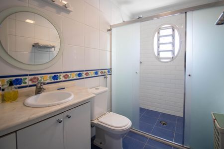 Apartamento à venda com 135m², 3 quartos e 2 vagas Apartamento à venda com 135m², 3 quartos e 2 vagasBanheiro