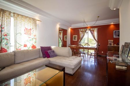 Apartamento à venda com 135m², 3 quartos e 2 vagas Apartamento à venda com 135m², 3 quartos e 2 vagasSala