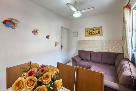 Sala de apartamento para alugar com 1 quarto, 52m² em Guilhermina, Praia Grande
