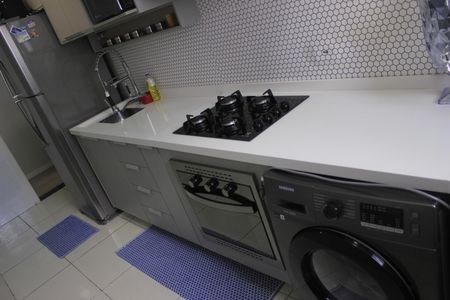 Apartamento para alugar com 56m², 2 quartos e 1 vagaCozinha com área de serviço 