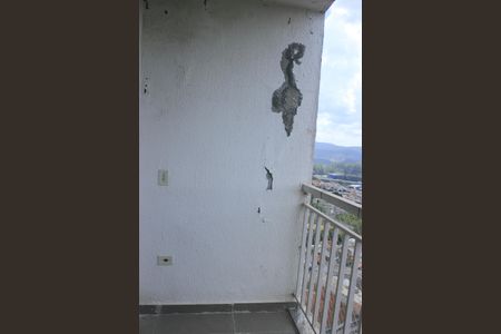 Varanda  de apartamento à venda com 2 quartos, 56m² em Parque Continental Ii, Guarulhos