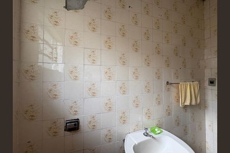 Banheiro de casa para alugar com 1 quarto, 120m² em Jardim Ipanema (zona Oeste), São Paulo