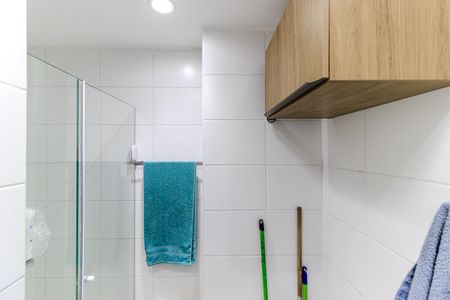 Banheiro de apartamento para alugar com 1 quarto, 29m² em Vila Buarque, São Paulo