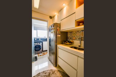 Apartamento para alugar com 100m², 2 quartos e 2 vagas Apartamento para alugar com 100m², 2 quartos e 2 vagasCozinha