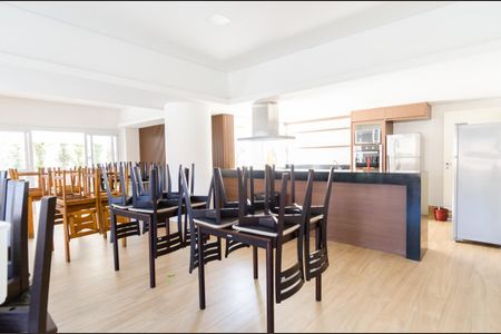 Apartamento para alugar com 100m², 2 quartos e 2 vagas Apartamento para alugar com 100m², 2 quartos e 2 vagasÁrea comum - Salão de festas