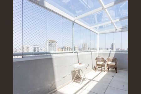 Apartamento à venda com 114m², 2 quartos e 2 vagasFoto 01