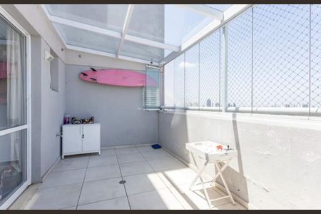 Apartamento à venda com 114m², 2 quartos e 2 vagasFoto 01