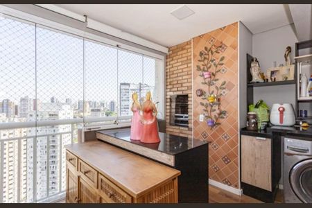 Apartamento à venda com 114m², 2 quartos e 2 vagasFoto 01