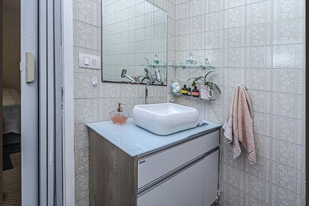 Casa à venda com 398m², 6 quartos e 5 vagasbanheiro na suíte 1_3