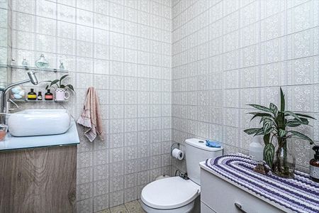 Casa à venda com 398m², 6 quartos e 5 vagasbanheiro na suíte 1_2