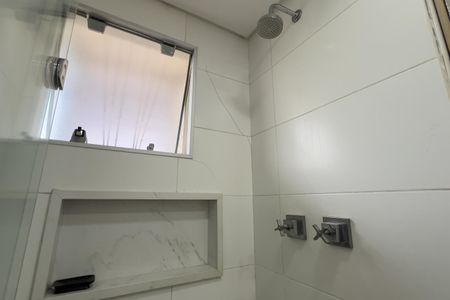 Banheiro de apartamento para alugar com 1 quarto, 40m² em Vila Augusta, Guarulhos