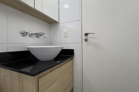 Banheiro de apartamento para alugar com 1 quarto, 40m² em Vila Augusta, Guarulhos