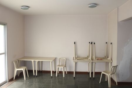 Apartamento para alugar com 65m², 2 quartos e 2 vagasÁrea comum - Salão de festas