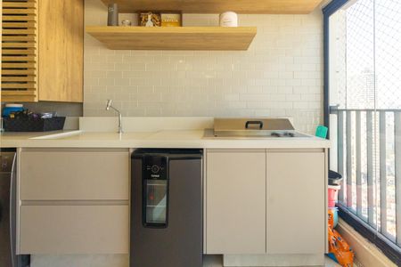 Apartamento à venda com 105m², 4 quartos e 2 vagasCozinha e Área de Serviço