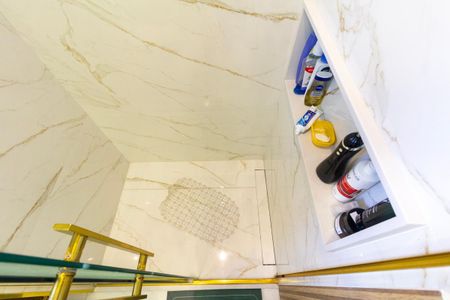 Apartamento à venda com 105m², 3 quartos e 2 vagas Apartamento à venda com 105m², 3 quartos e 2 vagasBanheiro 2