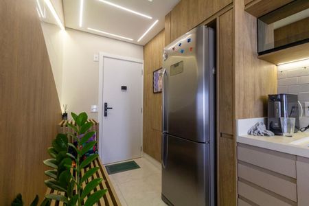 Apartamento à venda com 105m², 3 quartos e 2 vagas Apartamento à venda com 105m², 3 quartos e 2 vagasCozinha e Área de Serviço