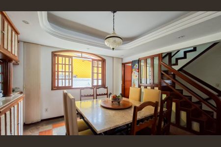 Casa para alugar com 7 quartos, 95m² em Liberdade, Belo Horizonte