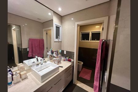 Casa de condomínio à venda com 705m², 4 quartos e 8 vagasWC