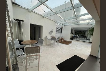 Casa de condomínio à venda com 705m², 4 quartos e 8 vagasAREA INTERNA