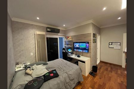 Casa de condomínio à venda com 705m², 4 quartos e 8 vagasDORMITORIO