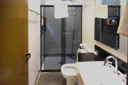 Casa à venda com 140m², 3 quartos e 2 vagasBanheiro Social