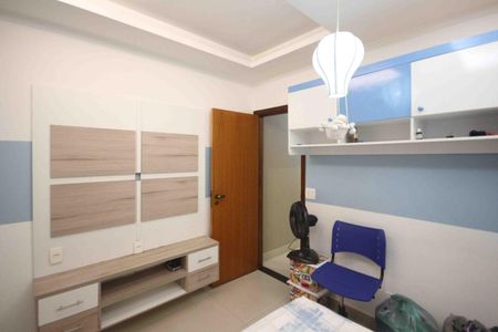 Casa à venda com 140m², 3 quartos e 2 vagasQuarto