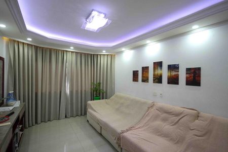 Sala de casa à venda com 3 quartos, 140m² em Vila Ivg, São Paulo