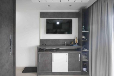 Casa à venda com 140m², 3 quartos e 2 vagasSuite
