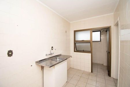 Cozinha  de apartamento para alugar com 3 quartos, 82m² em Cristo Redentor, Porto Alegre