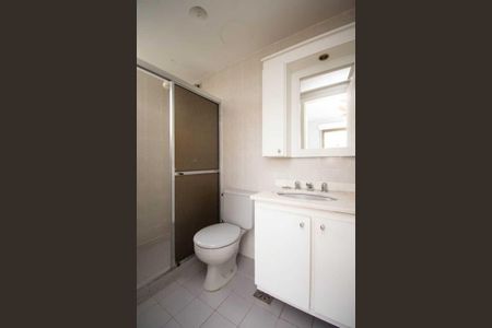 Banheiro 1 de apartamento para alugar com 3 quartos, 82m² em Cristo Redentor, Porto Alegre