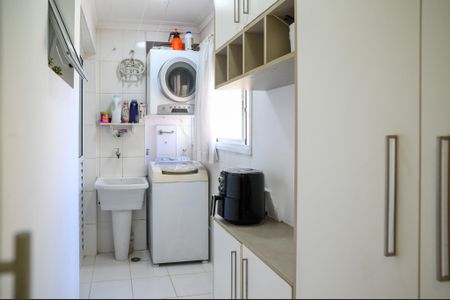 Apartamento à venda com 65m², 3 quartos e 1 vaga Apartamento à venda com 65m², 3 quartos e 1 vagaÁrea de Serviço
