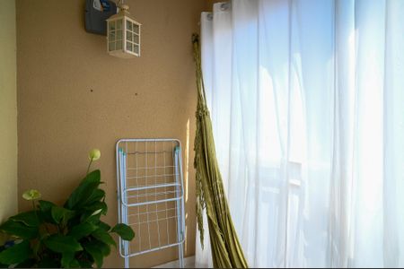 Apartamento à venda com 65m², 3 quartos e 1 vaga Apartamento à venda com 65m², 3 quartos e 1 vagaVaranda