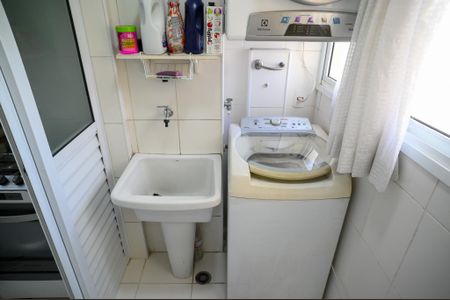 Apartamento à venda com 65m², 3 quartos e 1 vaga Apartamento à venda com 65m², 3 quartos e 1 vagaÁrea de Serviço