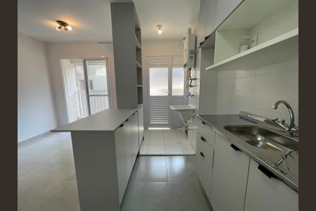 Apartamento para alugar com 39m², 2 quartos e sem vaga Apartamento para alugar com 39m², 2 quartos e sem vagaCozinha e Área de Serviço