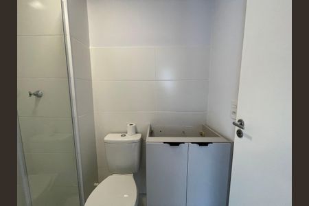 Apartamento para alugar com 39m², 2 quartos e sem vaga Apartamento para alugar com 39m², 2 quartos e sem vagaBanheiro