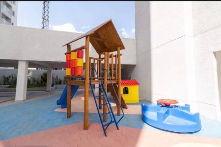 Apartamento para alugar com 39m², 2 quartos e sem vaga Apartamento para alugar com 39m², 2 quartos e sem vagaÁrea comum - Playground