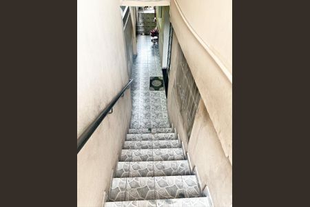 Casa à venda com 156m², 3 quartos e 1 vagaESCADA EXTERNA