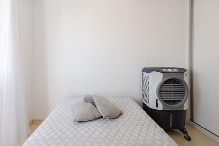 Apartamento à venda com 57m², 2 quartos e 2 vagas Apartamento à venda com 57m², 2 quartos e 2 vagasSuíte