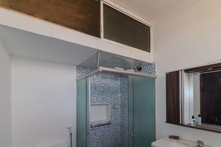 Casa para alugar com 350m², 3 quartos e 4 vagasBanheiro 