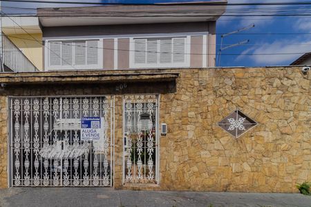 Casa para alugar com 350m², 3 quartos e 4 vagasFachada