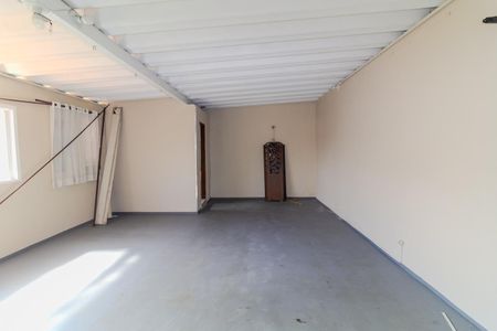 Casa para alugar com 350m², 3 quartos e 4 vagasSalão