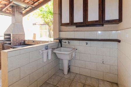 Casa para alugar com 350m², 3 quartos e 4 vagasÁrea de Serviço