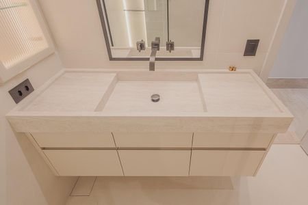 Apartamento à venda com 100m², 3 quartos e 1 vagaBanheiro da Suíte