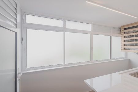 Apartamento à venda com 100m², 3 quartos e 1 vagaÁrea de Serviço