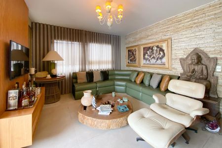 Apartamento para alugar com 338m², 5 quartos e 3 vagas Apartamento para alugar com 338m², 5 quartos e 3 vagasSala de Estar