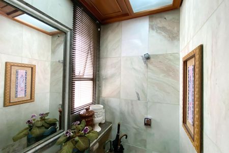 Apartamento para alugar com 338m², 5 quartos e 3 vagas Apartamento para alugar com 338m², 5 quartos e 3 vagasLavabo da Sala